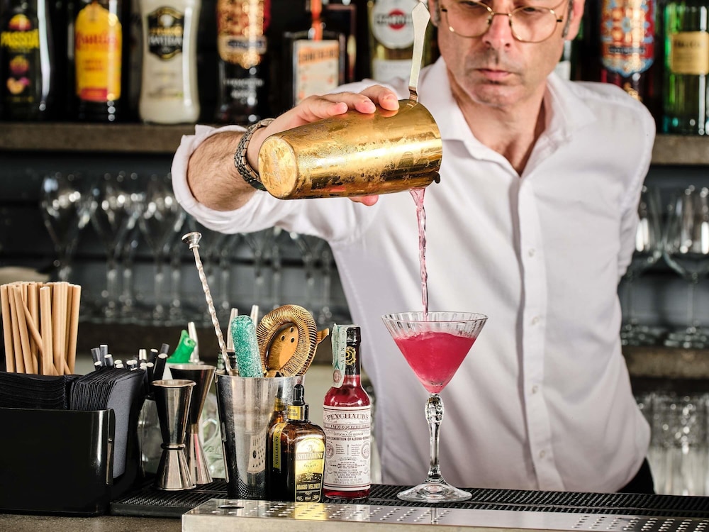 Mercure Roma Centro Colosseo — Restaurant & bars in Rome, Lazio