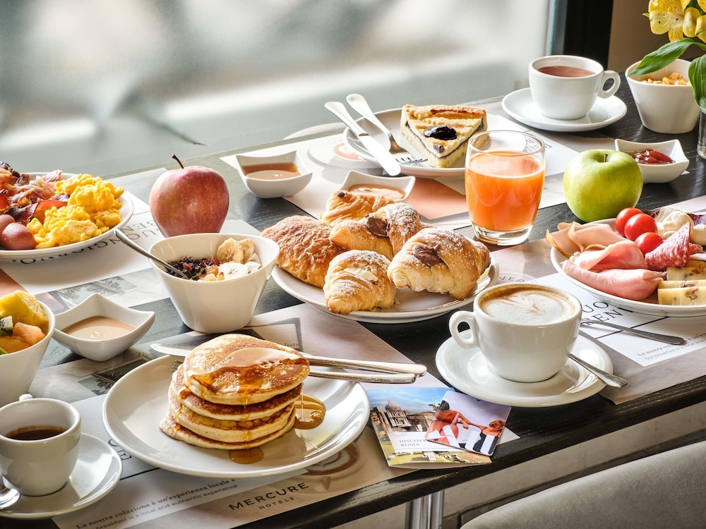 Mercure Roma Centro Colosseo — Restaurant & bars in Rome, Lazio