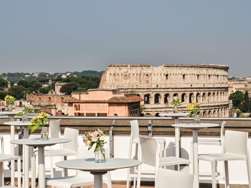 Mercure Roma Centro Colosseo — Restaurant & bars in Rome, Lazio