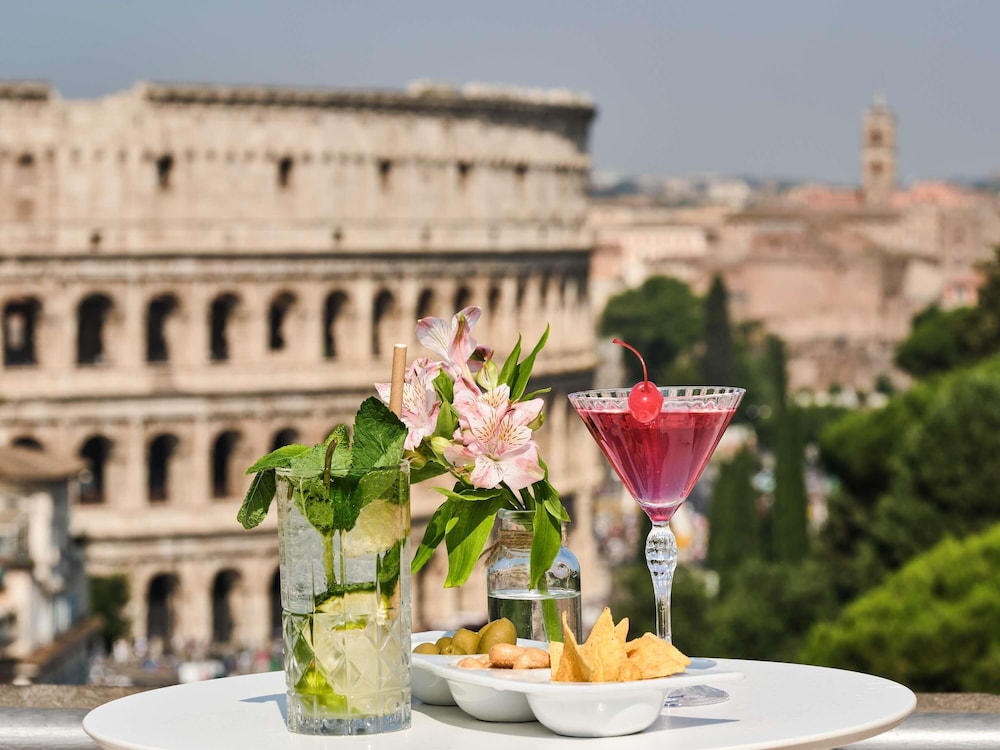 Mercure Roma Centro Colosseo — Restaurant & bars in Rome, Lazio