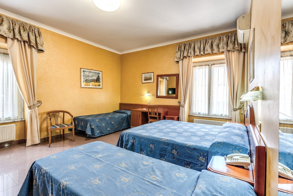 Hotel Milo — Hotel rooms in Rome, Lazio
