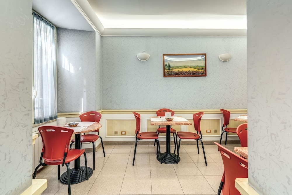Hotel Milo — Restaurant & bars in Rome, Lazio