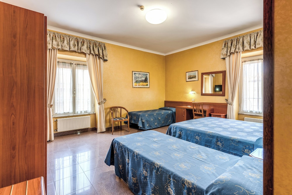 Hotel Milo — Hotel rooms in Rome, Lazio