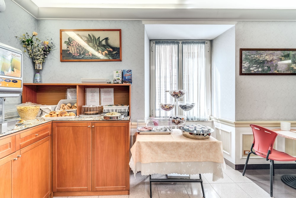 Hotel Milo — Restaurant & bars in Rome, Lazio