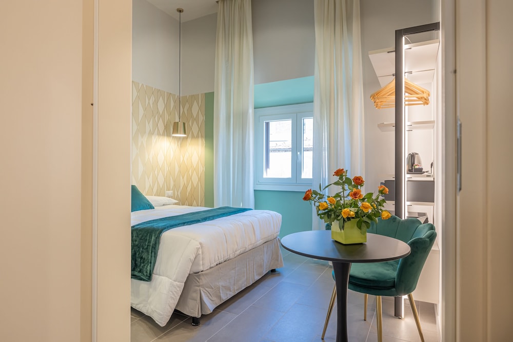 Morpheus Rooms — Hotel rooms in Rome, Lazio