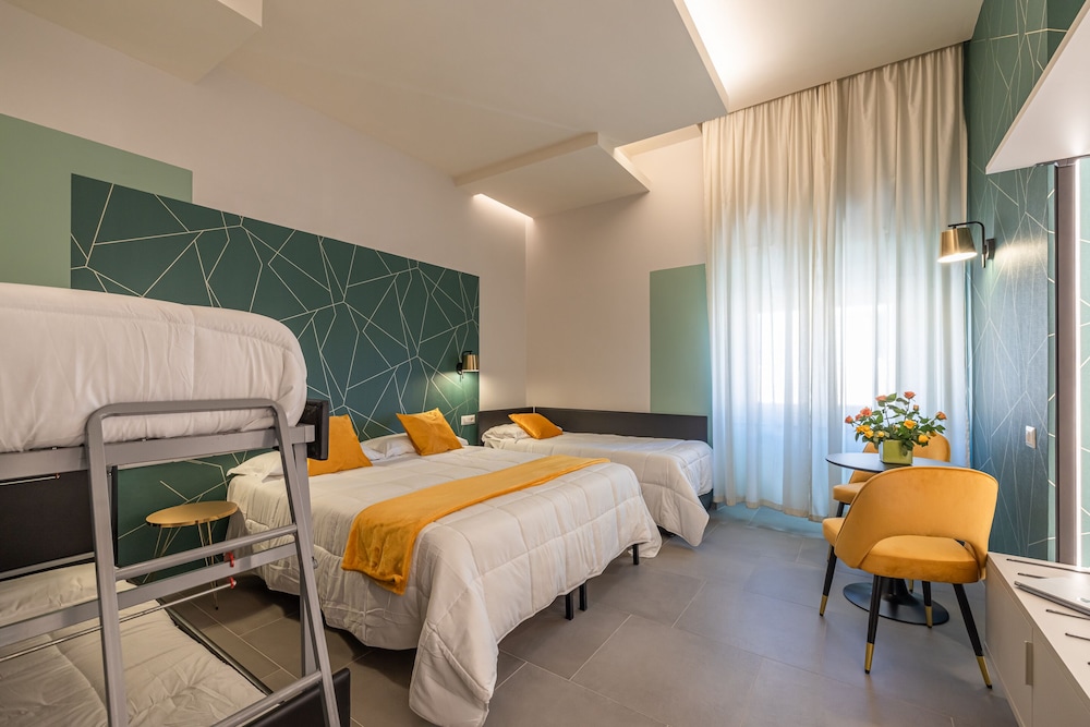Morpheus Rooms — Hotel rooms in Rome, Lazio