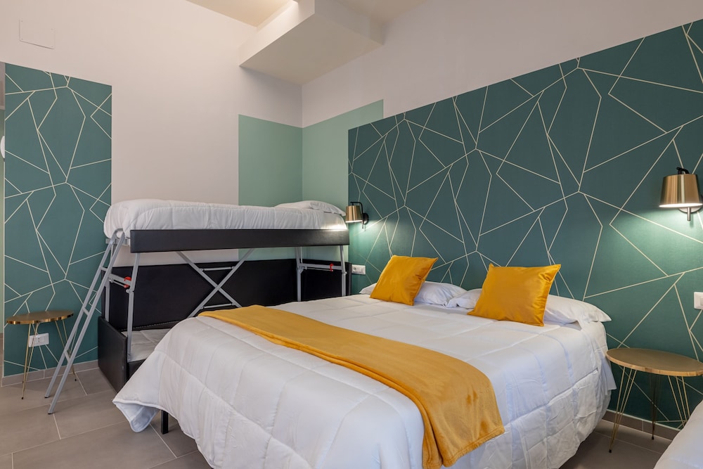 Morpheus Rooms — Hotel rooms in Rome, Lazio