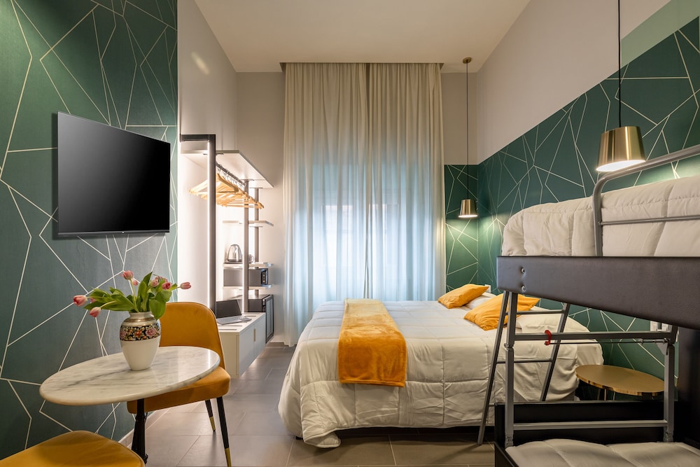 Morpheus Rooms — Hotel rooms in Rome, Lazio