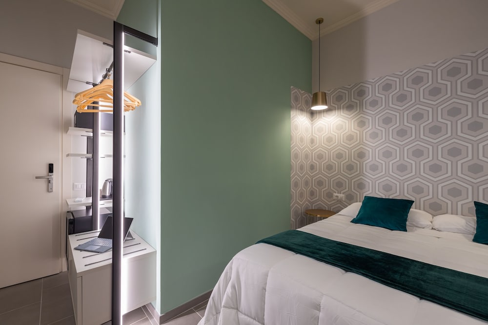 Morpheus Rooms — Hotel rooms in Rome, Lazio