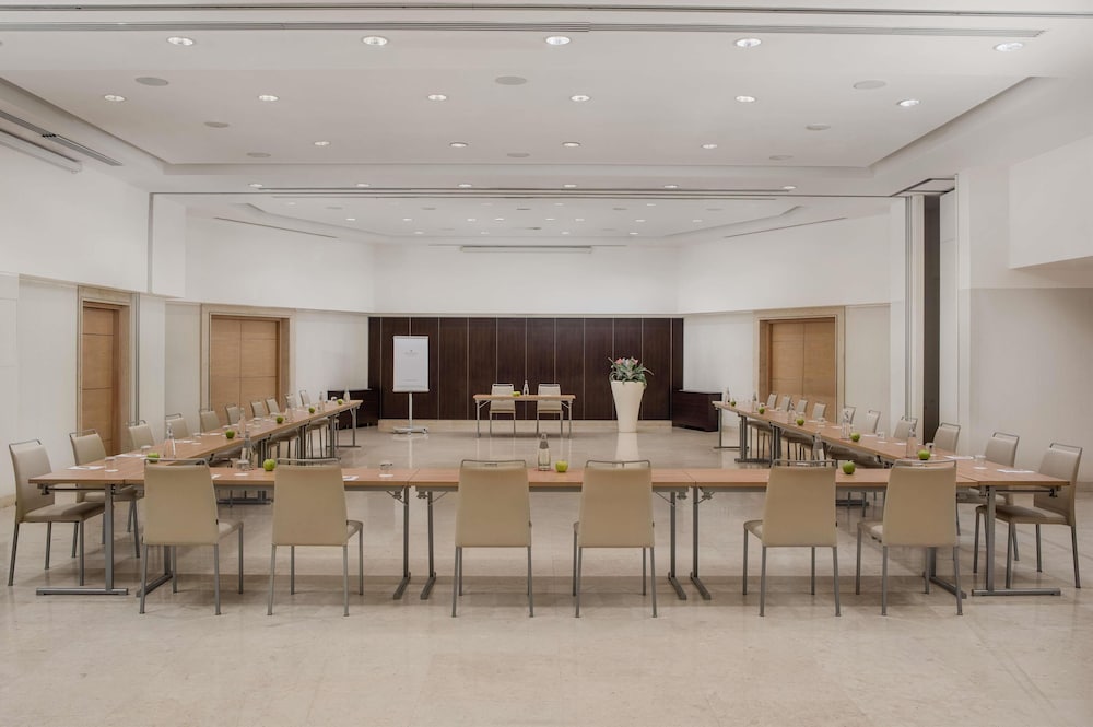 NH Collection Roma Giustiniano — Hotel building in Rome, Lazio