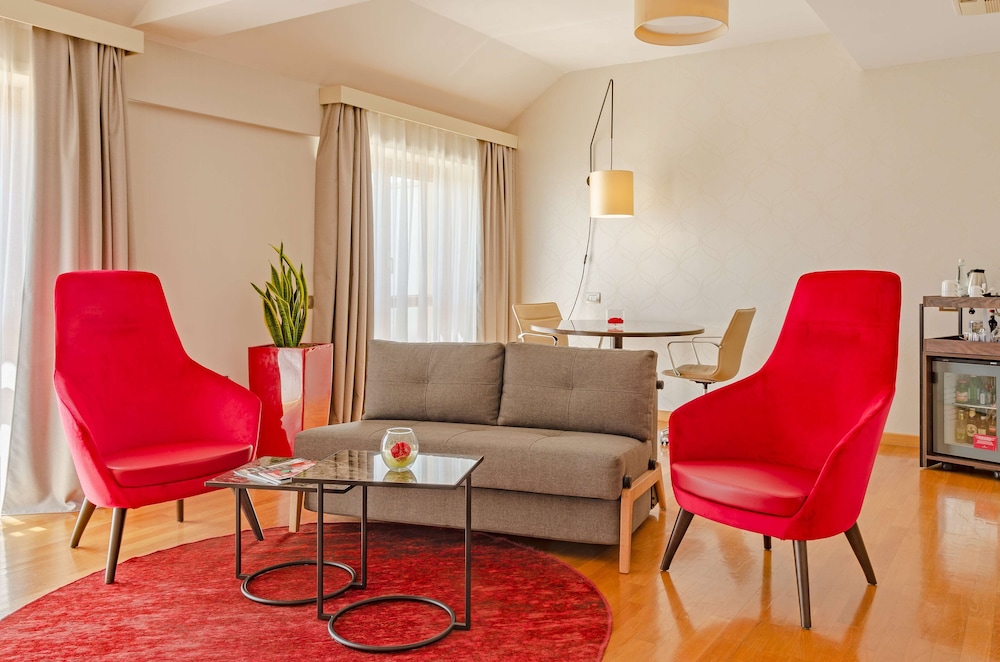NH Collection Roma Giustiniano — Hotel rooms in Rome, Lazio