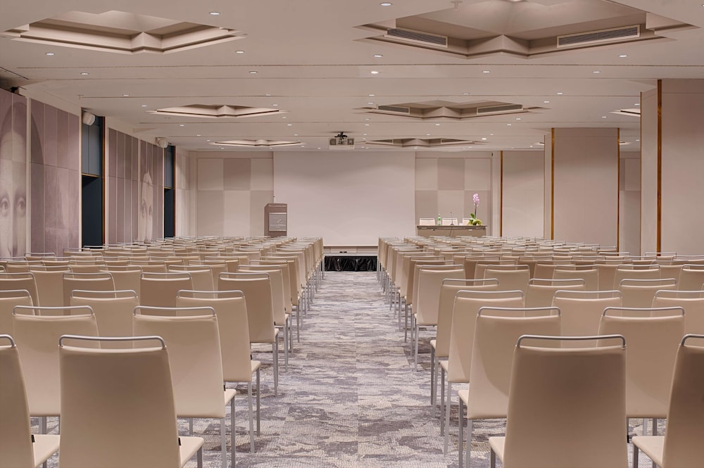 NH Roma Villa Carpegna — Hotel building in Rome, Lazio