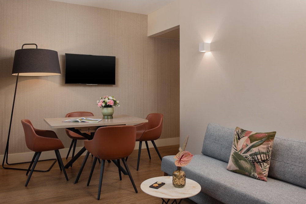 NH Roma Villa Carpegna — Hotel rooms in Rome, Lazio