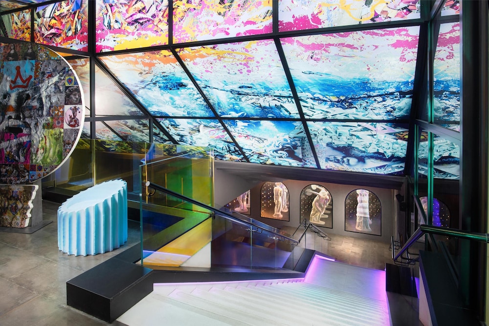 nhow Roma Vittorio Veneto — Hotel building in Rome, Lazio