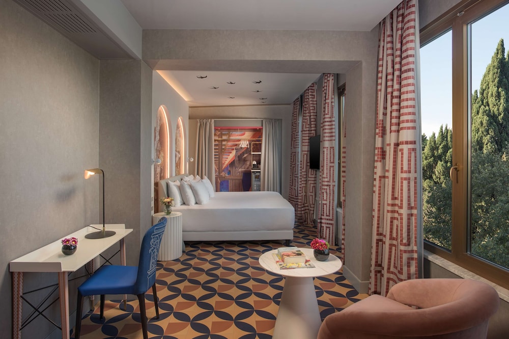 nhow Roma Vittorio Veneto — Hotel rooms in Rome, Lazio