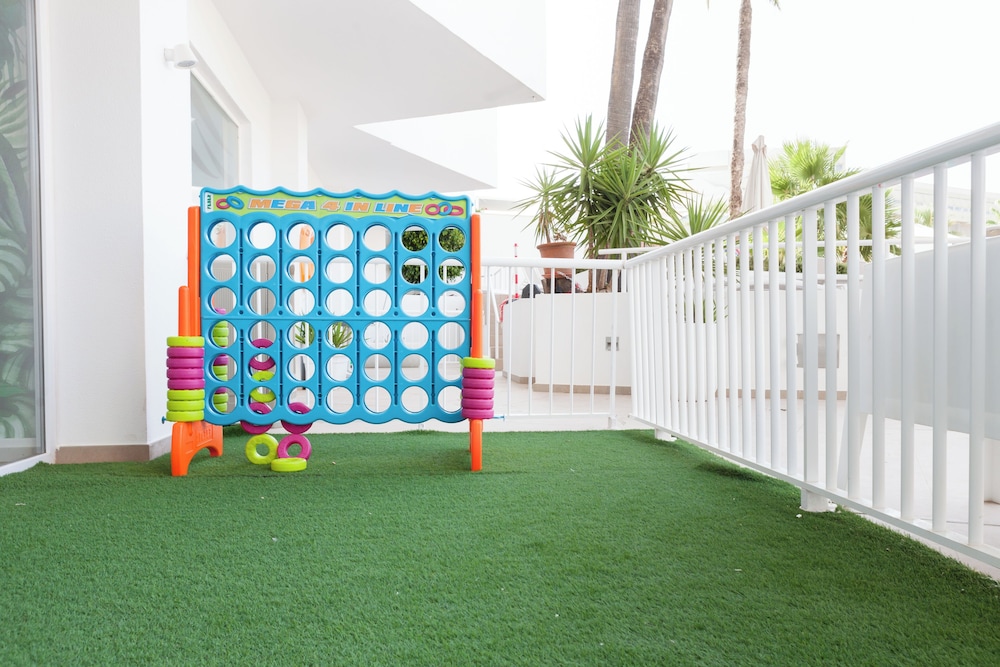 Hotel Ibersol Siurell — Attractions for children in Sa Coma, Balearic Islands