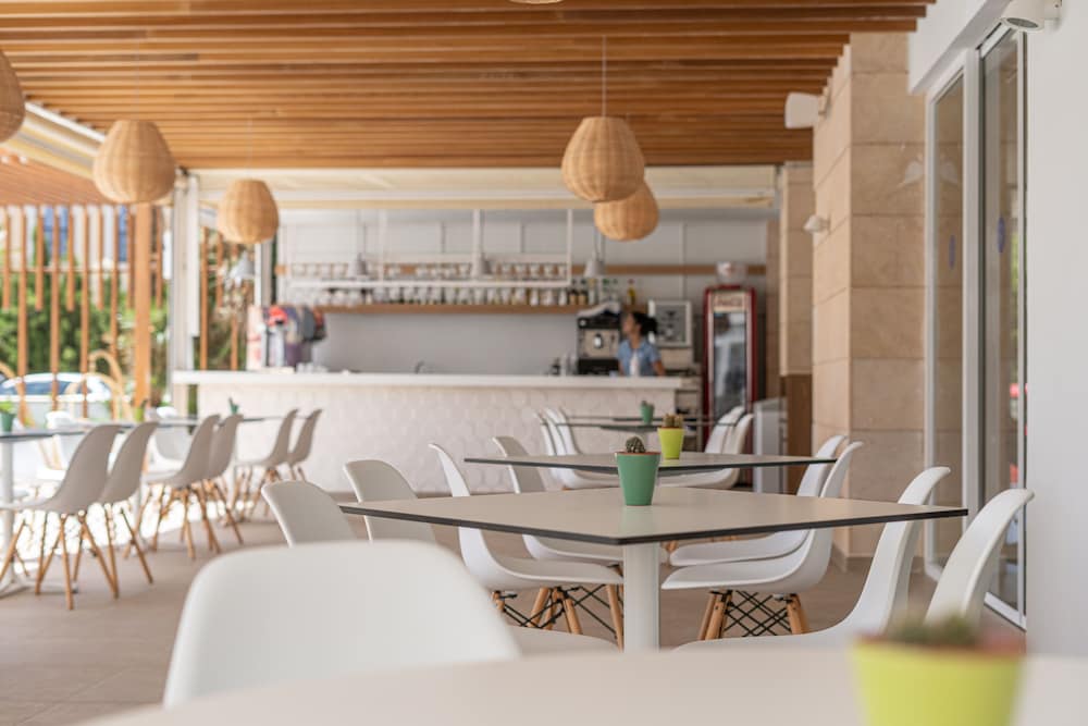 Hotel Ibersol Siurell — Restaurant & bars in Sa Coma, Balearic Islands