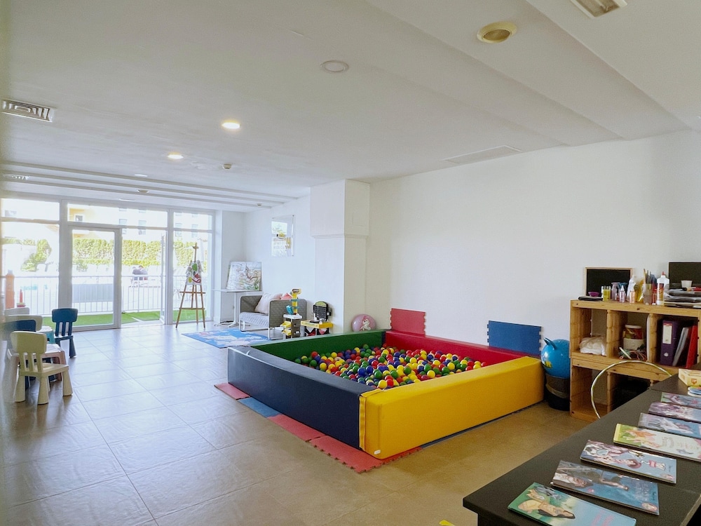Hotel Ibersol Siurell — Attractions for children in Sa Coma, Balearic Islands