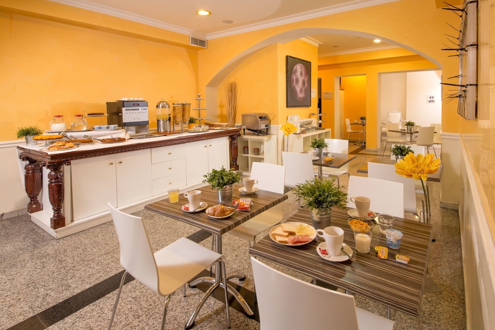 Hotel Nizza Roma — Restaurant & bars in Rome, Lazio