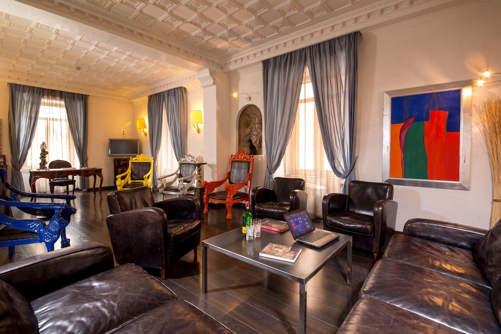Hotel Nizza Roma — Hotel rooms in Rome, Lazio