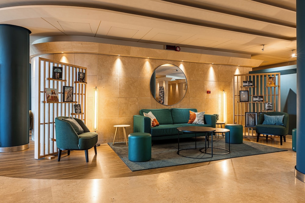 Novotel Roma Est — Hotel building in Rome, Lazio