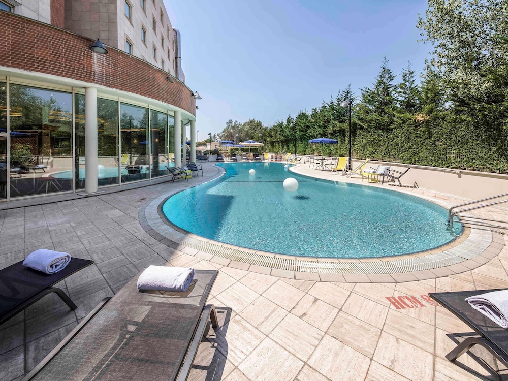 Novotel Roma Est — Swimming pool in Rome, Lazio