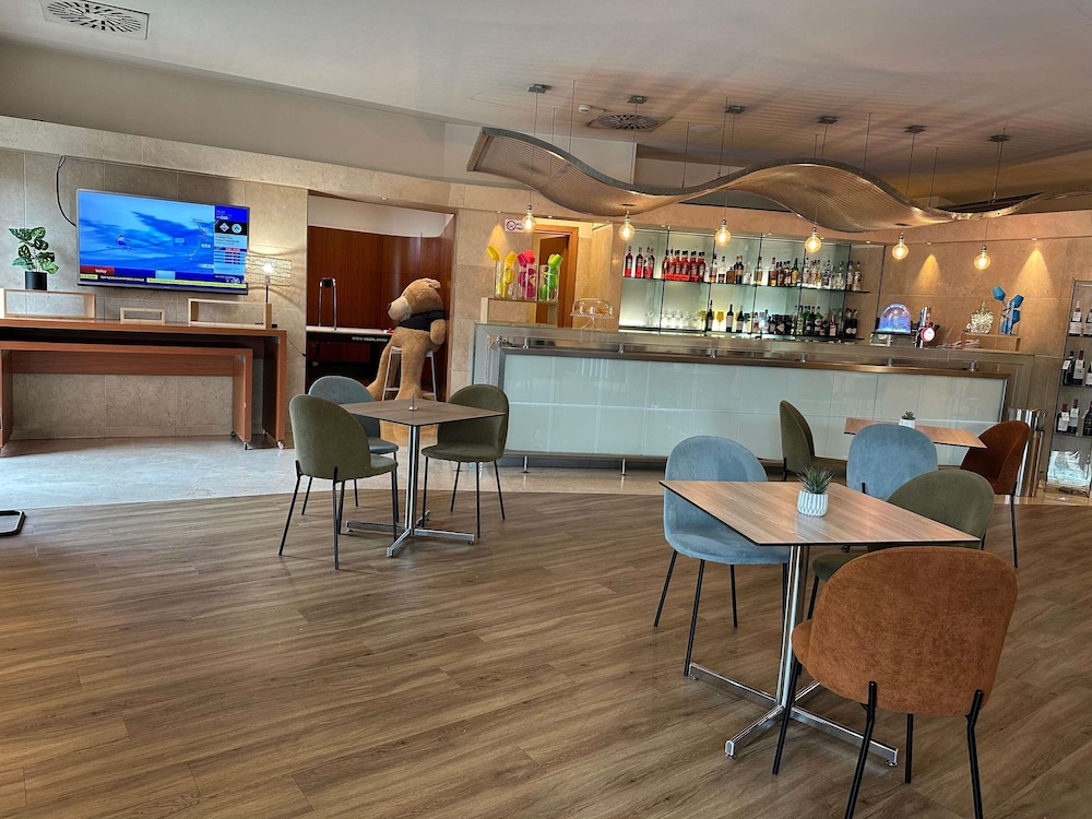 Novotel Roma Est — Restaurant & bars in Rome, Lazio