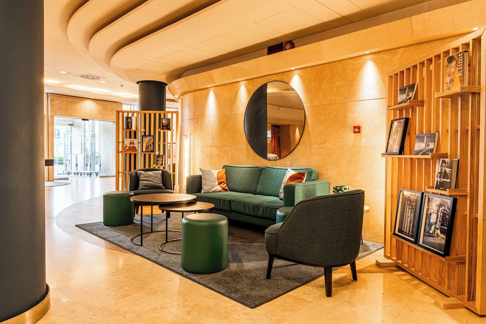 Novotel Roma Est — Hotel building in Rome, Lazio