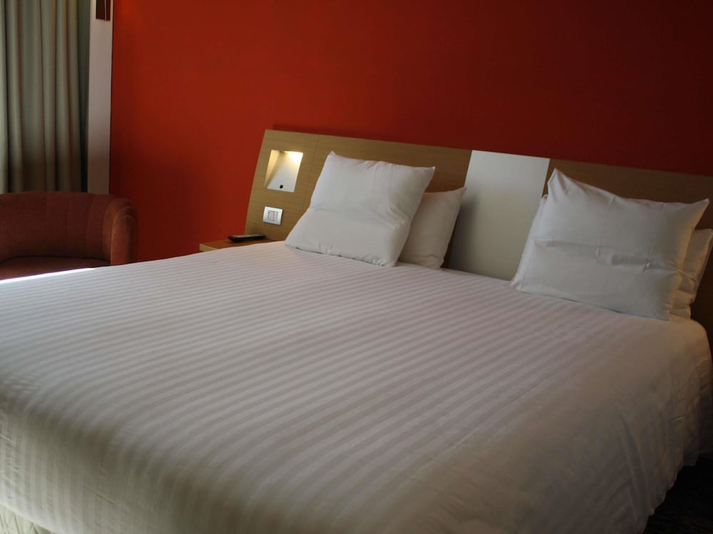 Novotel Roma Est — Hotel rooms in Rome, Lazio