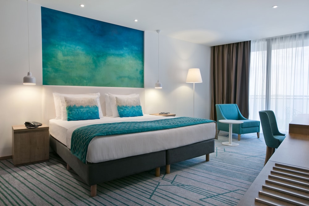 Maistra Select Mlini Hotel — Hotel rooms in Mlini, Dubrovnik-Neretva