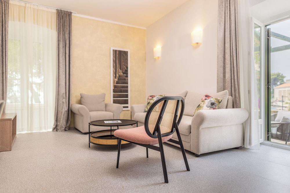 Maistra Select Mlini Hotel — Hotel rooms in Mlini, Dubrovnik-Neretva