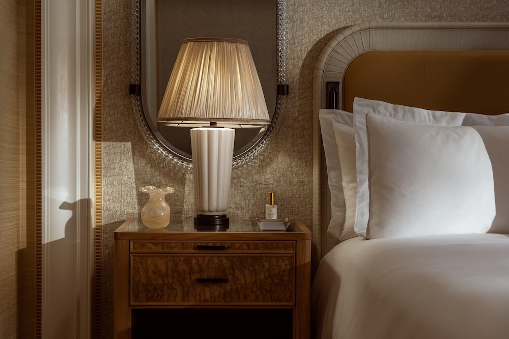 The Surrey A Corinthia Hotel — Hotel rooms in New York City, New York State