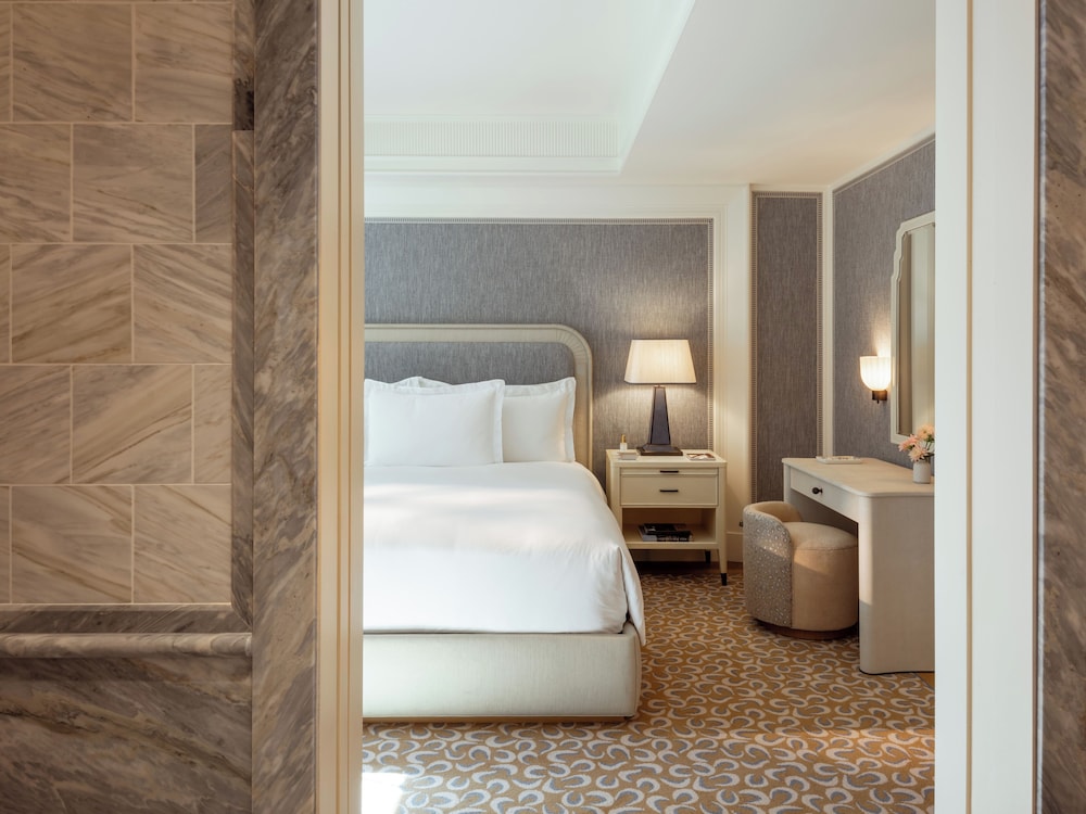 The Surrey A Corinthia Hotel — Hotel rooms in New York City, New York State