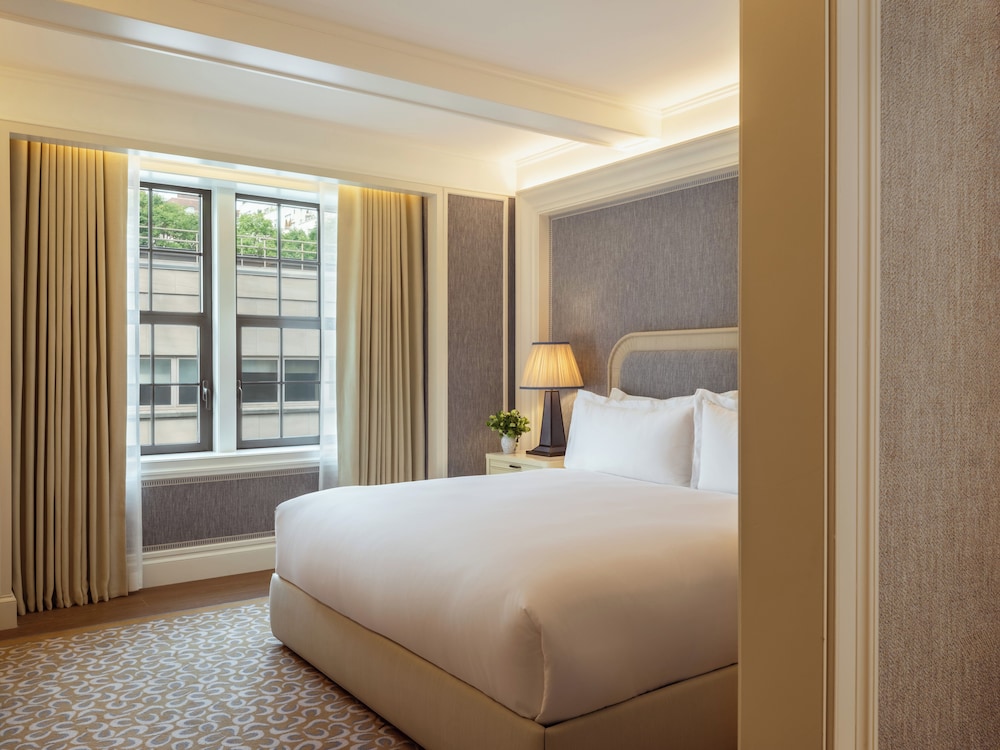 The Surrey A Corinthia Hotel — Hotel rooms in New York City, New York State