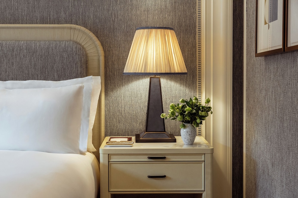 The Surrey A Corinthia Hotel — Hotel rooms in New York City, New York State