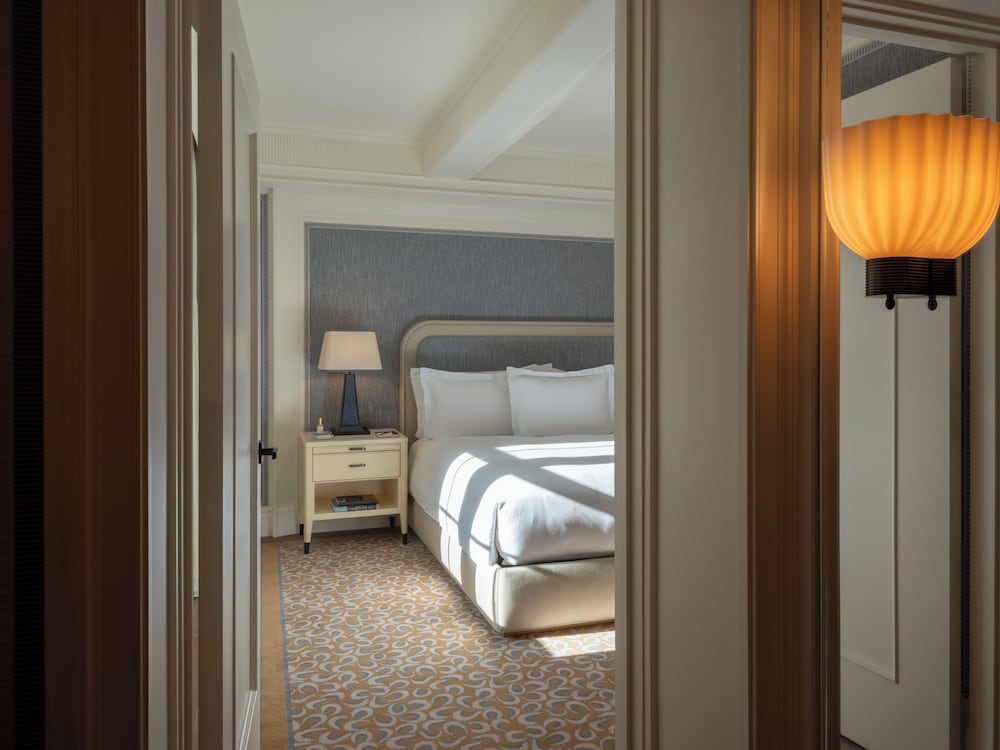 The Surrey A Corinthia Hotel — Hotel rooms in New York City, New York State