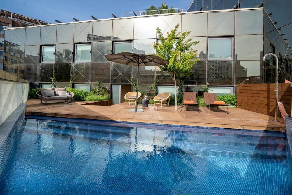 Eurostars Barcelona Central — Swimming pool in Barcelona, Catalonia