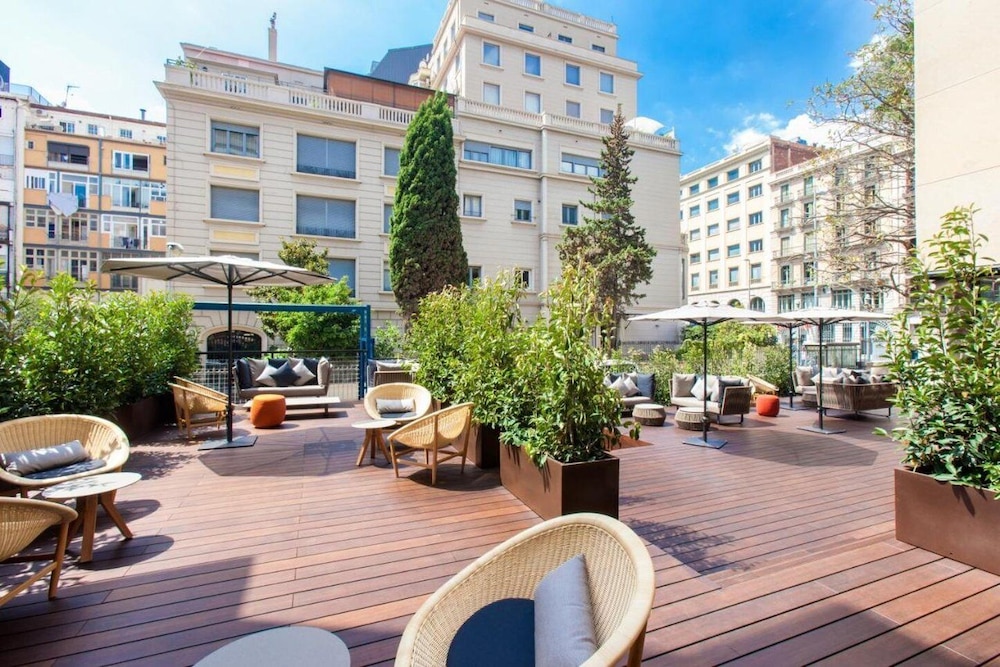Eurostars Barcelona Central — Hotel building in Barcelona, Catalonia