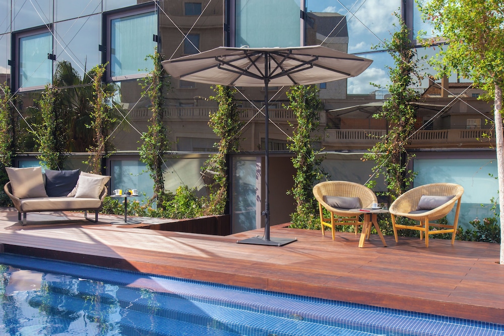 Eurostars Barcelona Central — Swimming pool in Barcelona, Catalonia