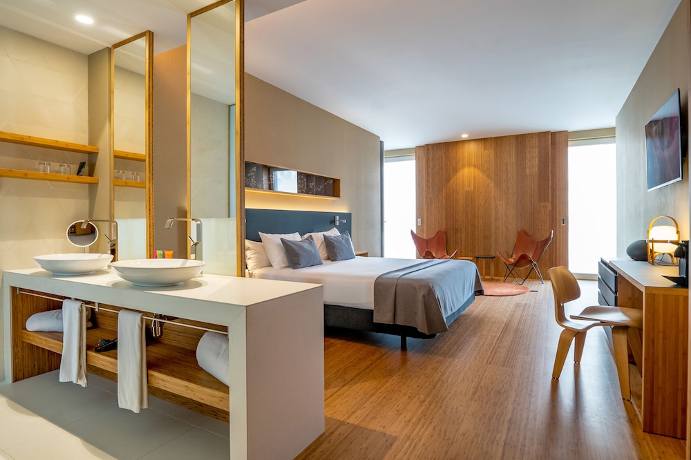 Eurostars Barcelona Central — Hotel rooms in Barcelona, Catalonia