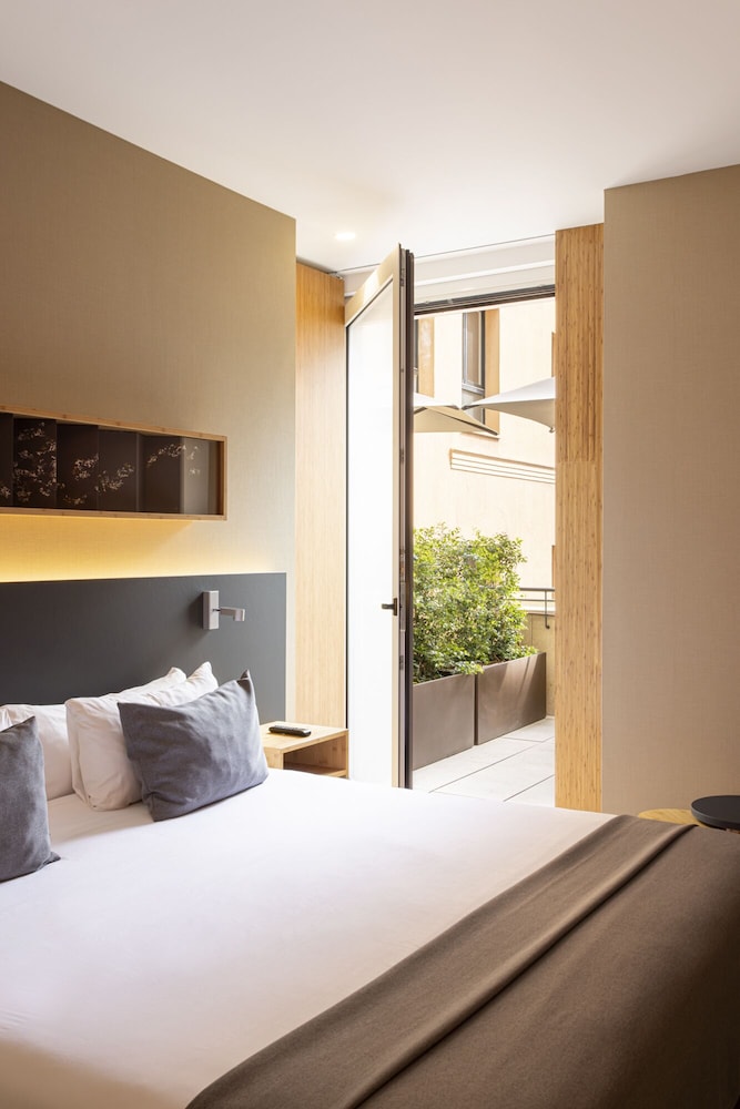 Eurostars Barcelona Central — Hotel rooms in Barcelona, Catalonia