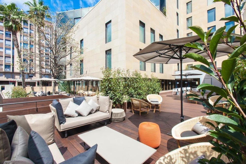 Eurostars Barcelona Central — Hotel building in Barcelona, Catalonia
