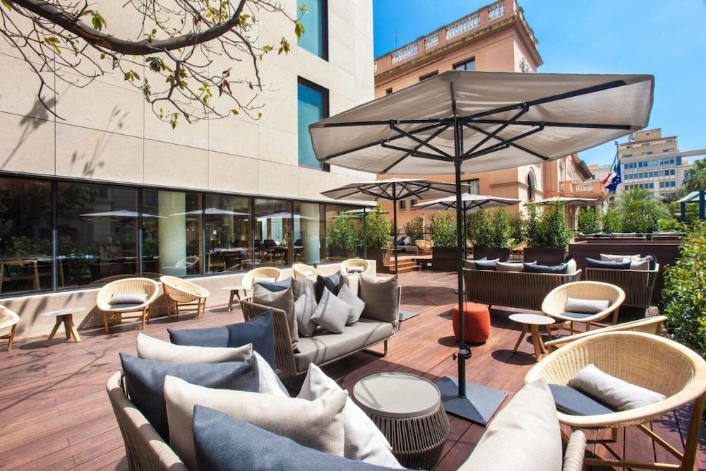 Eurostars Barcelona Central — Restaurant & bars in Barcelona, Catalonia