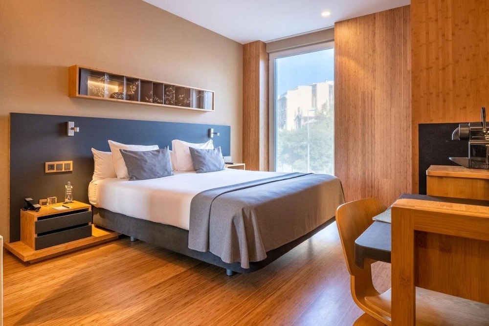Eurostars Barcelona Central — Hotel rooms in Barcelona, Catalonia