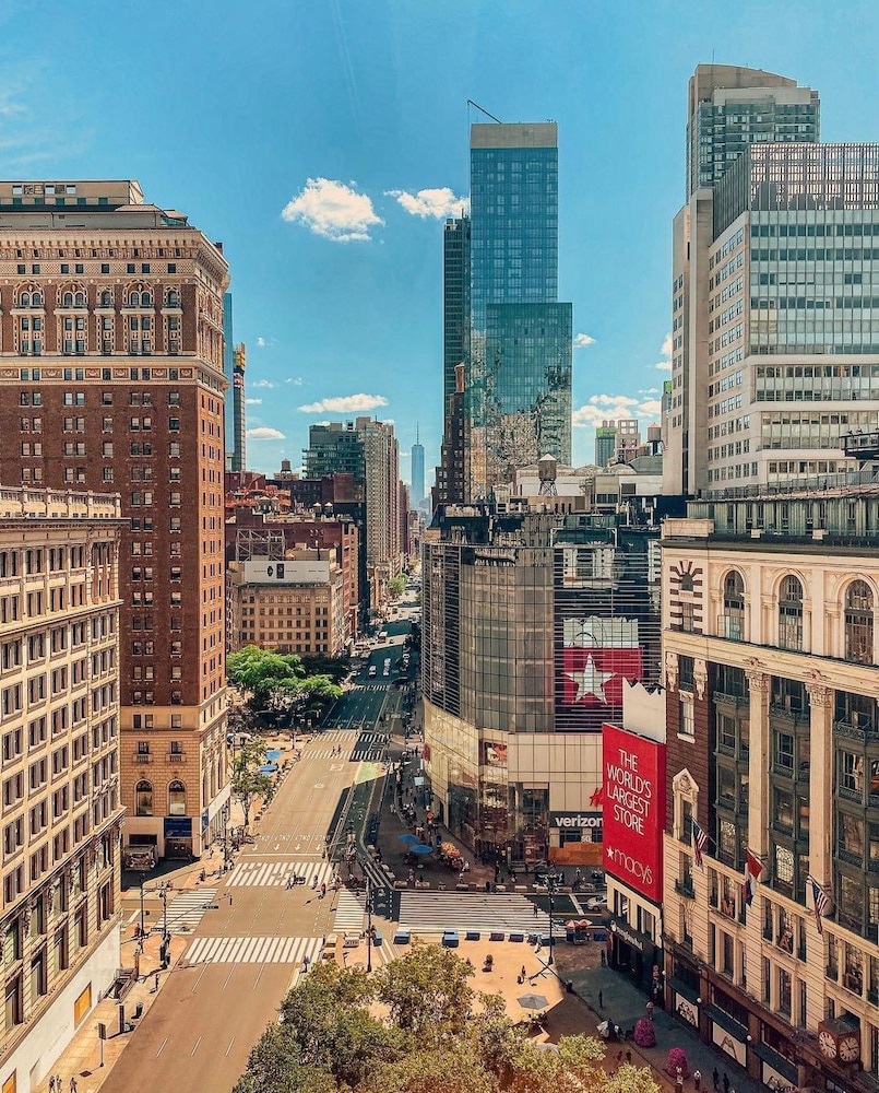 voco Times Square South New York by IHG — Main photo in New York City, New York State