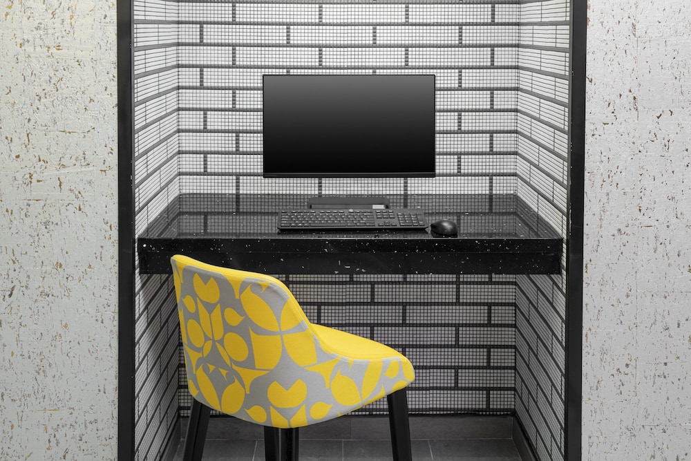 voco Times Square South New York by IHG — Hotel building in New York City, New York State
