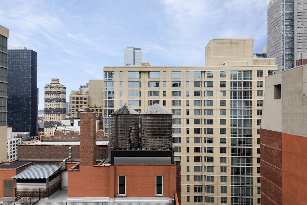 voco Times Square South New York by IHG — Hotel building in New York City, New York State