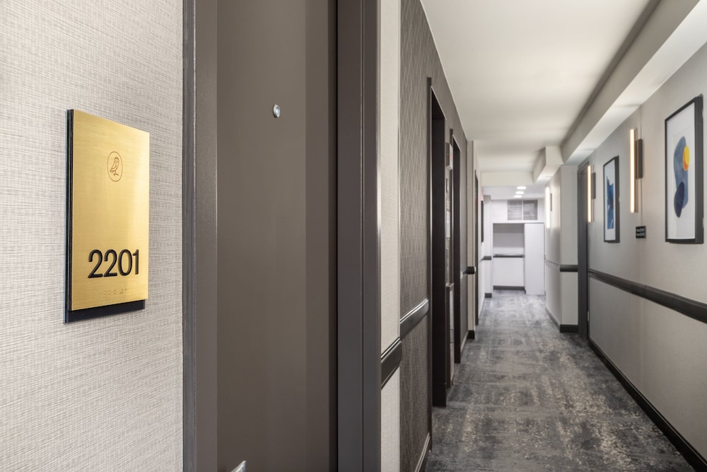 voco Times Square South New York by IHG — Hotel building in New York City, New York State