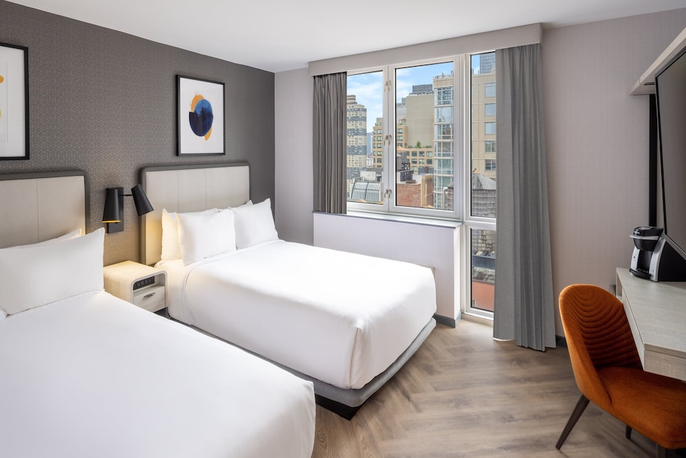 voco Times Square South New York by IHG — Hotel rooms in New York City, New York State