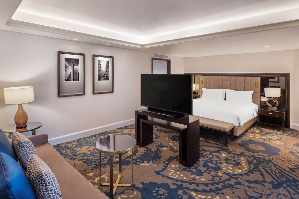 Radisson Blu Hotel, Dubai Deira Creek — Hotel rooms in Dubai